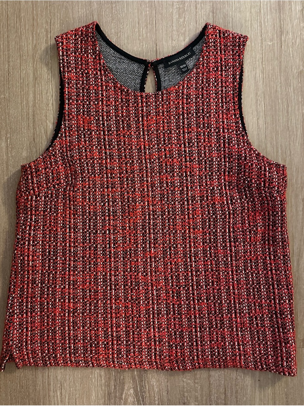 Banana Republic Red Tweed Boucle Sleeveless Shell Top - size M - NWOT